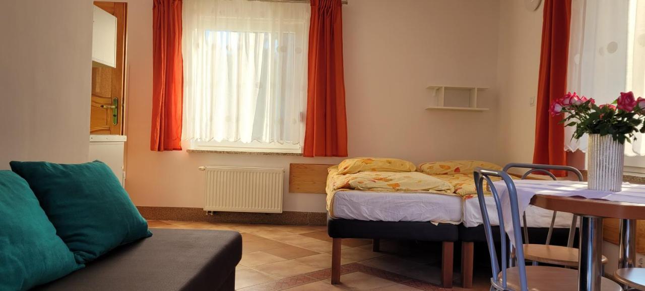 Ferienwohnung Kama Pobierowo Exterior foto